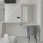 Maria Villa *
